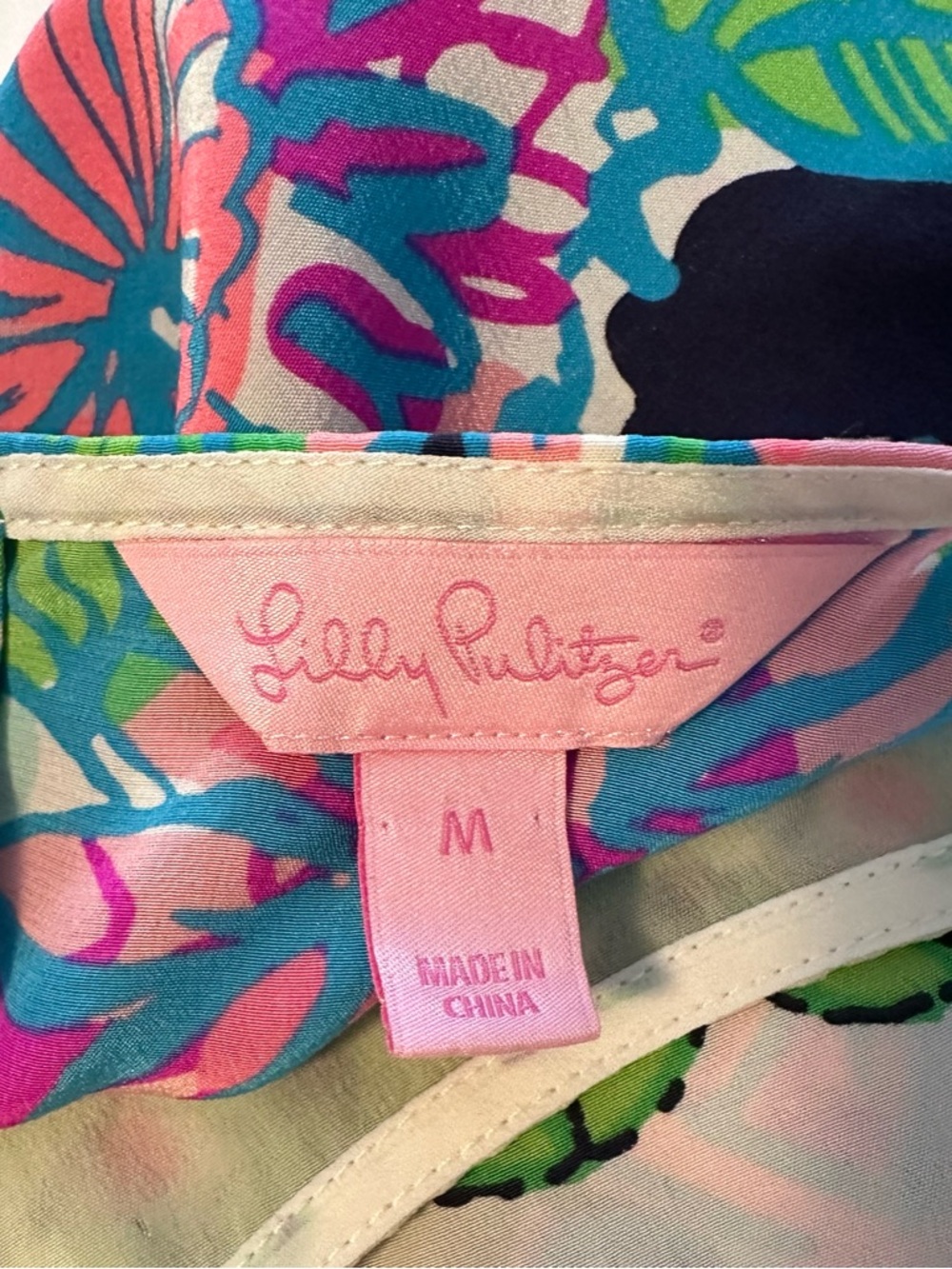Lilly Pulitzer 100% Silk Floral-Print Sleeveless Tank with Pink, Green & Blue - Picture 6 of 7